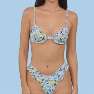 NWT Blackbough Limoncello Candice bikini and coverup skirt set